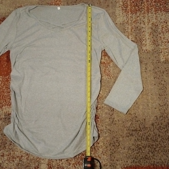 Women's size XL Gray maternity top - Picture 8 of 9
